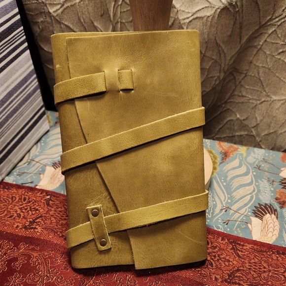 Portland Leather Accessories - PLG Anjou Large Wrap Journal